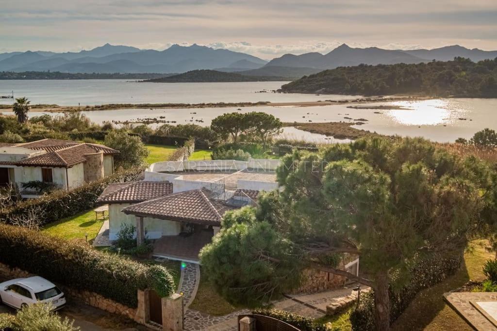 Villa Domus Ardea Capo Coda Cavallo Eksteriør billede