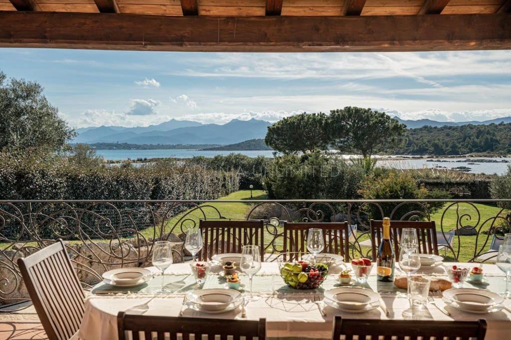 Villa Domus Ardea Capo Coda Cavallo Eksteriør billede