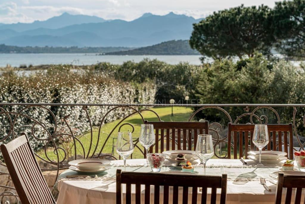 Villa Domus Ardea Capo Coda Cavallo Eksteriør billede