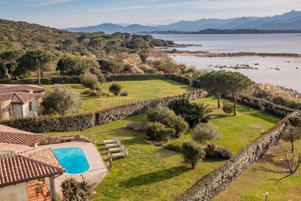 Villa Domus Ardea Capo Coda Cavallo Eksteriør billede